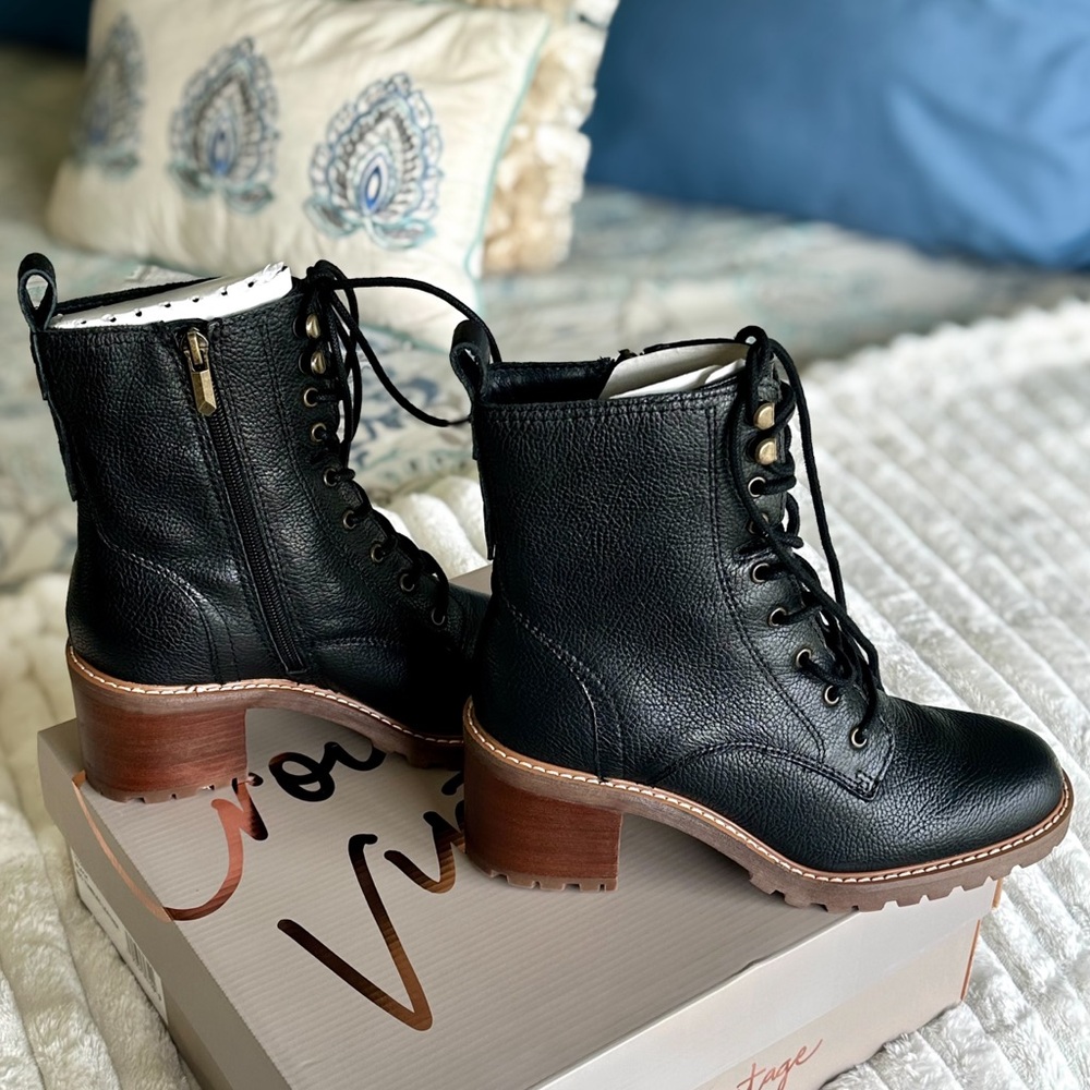 🔥NEW WITH TAGS - REAL LEATHER Boots 🥾 - Picture 3 of 14